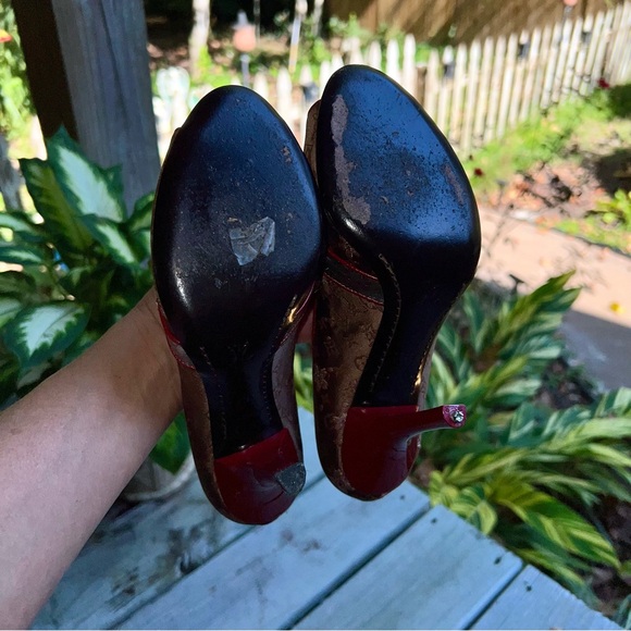 Vintage Louis Vuitton Runway Satin Cherry Blossom Heels - Picture 4 of 12